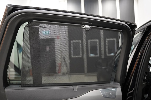 Volvo XC90 29 of 30