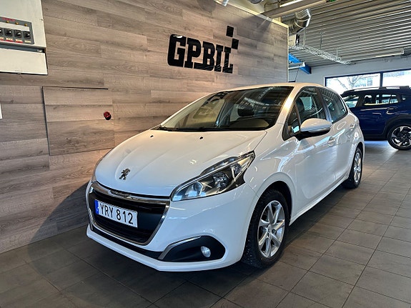 Peugeot 208 4 of 24