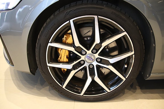 Volvo V60 21 of 21