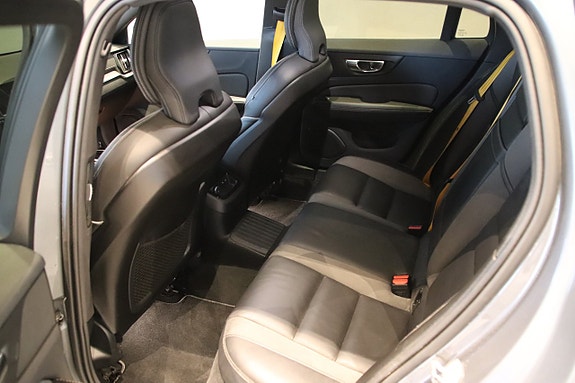 Volvo V60 9 of 21