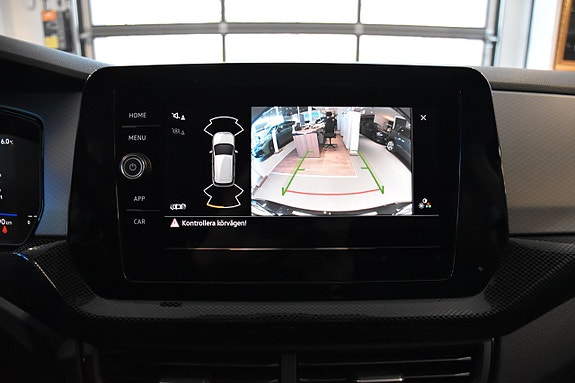 Volkswagen T-Cross 16 of 19