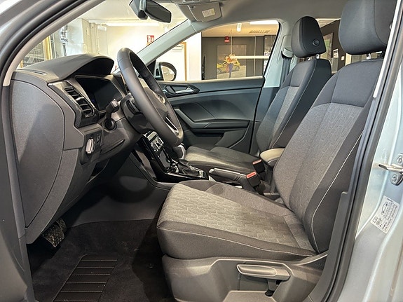 Volkswagen T-Cross 12 of 19