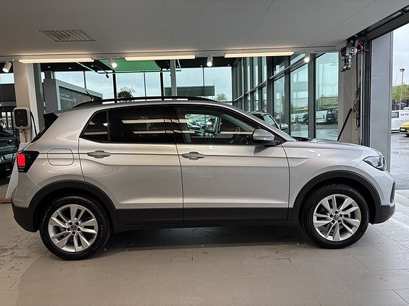 Volkswagen T-Cross 6 of 19