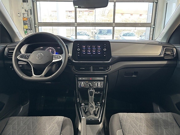 Volkswagen T-Cross 11 of 19
