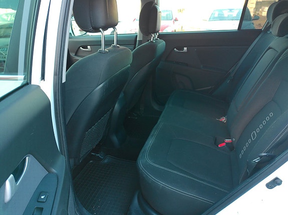 Kia Sportage 6 of 12