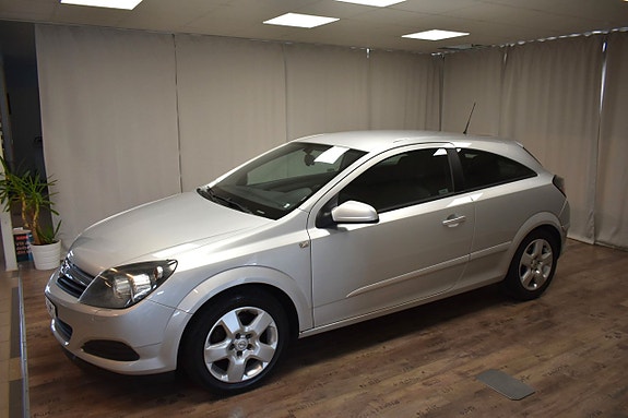 Opel Astra 3 of 5