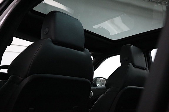 Land Rover Range Rover Evoque 24 of 26