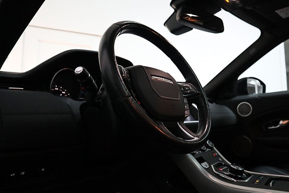 Land Rover Range Rover Evoque 12 of 26