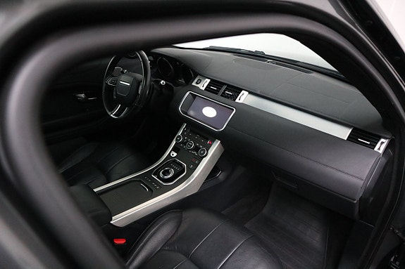 Land Rover Range Rover Evoque 21 of 26