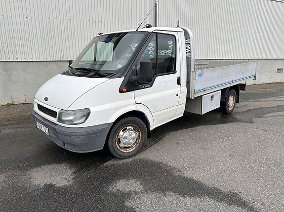Ford Transit 3 of 5