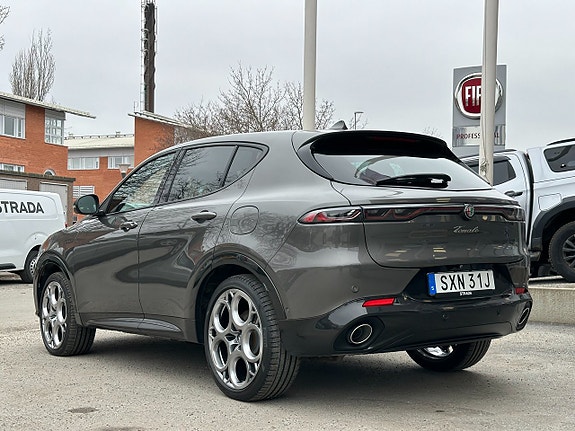 Alfa Romeo Tonale 5 of 19