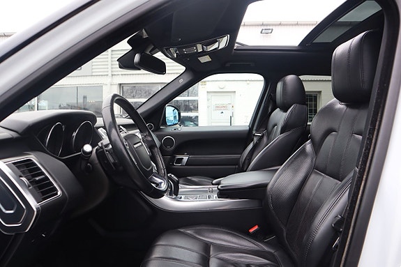 Land Rover Range Rover Sport 12 of 24