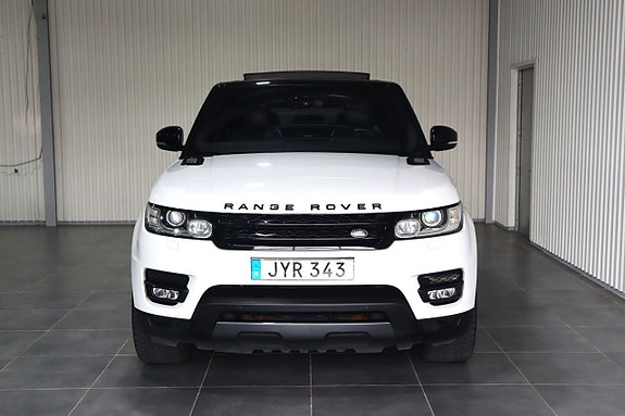 Land Rover Range Rover Sport 11 of 24