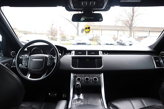 Land Rover Range Rover Sport 14 of 24