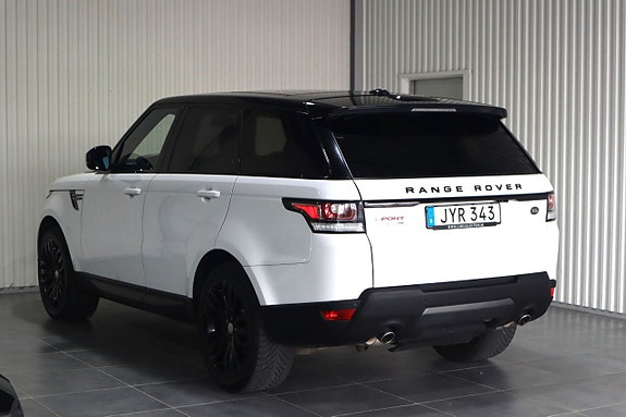 Land Rover Range Rover Sport 22 of 24