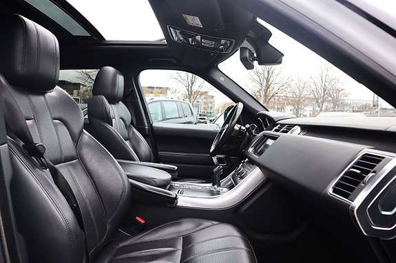 Land Rover Range Rover Sport 9 of 24