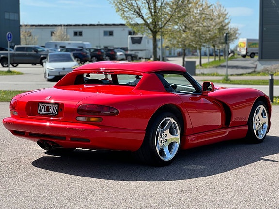 Dodge Viper 5 of 5