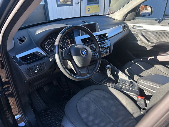 BMW X1 11 of 17