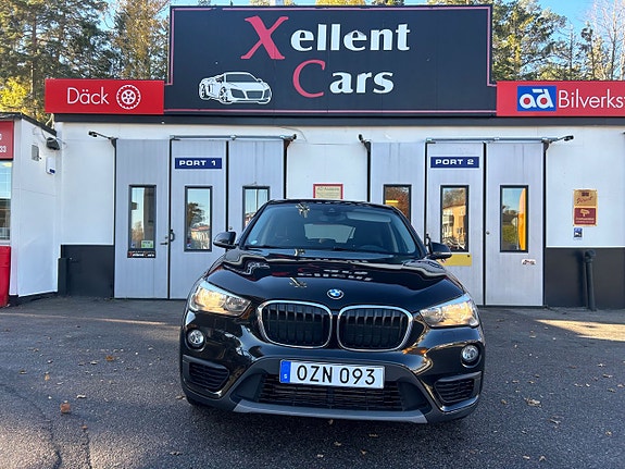 BMW X1 3 of 5