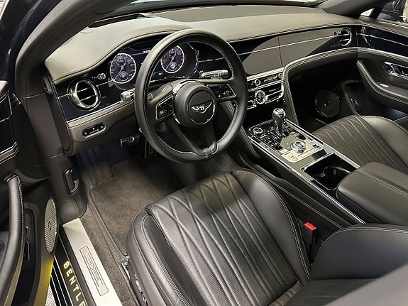 Bentley Flying Spur 12 of 21