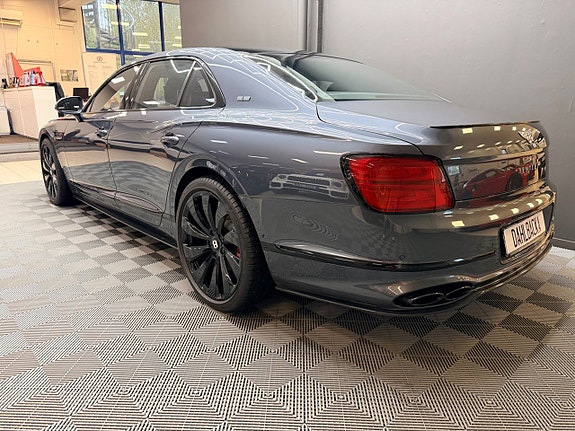 Bentley Flying Spur 5 of 5