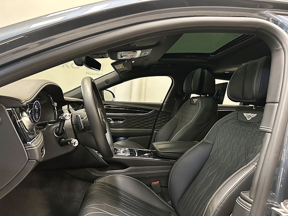 Bentley Flying Spur 16 of 21