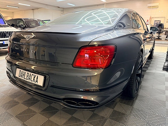 Bentley Flying Spur 7 of 21
