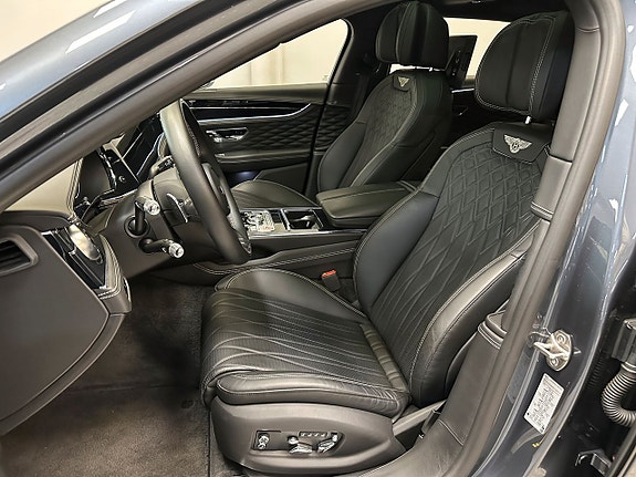 Bentley Flying Spur 15 of 21