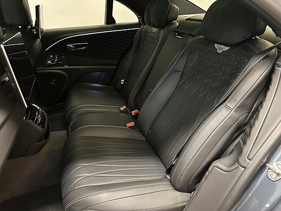 Bentley Flying Spur 18 of 21