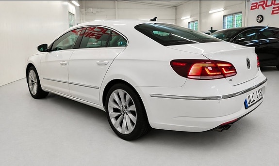 Volkswagen CC 5 of 12