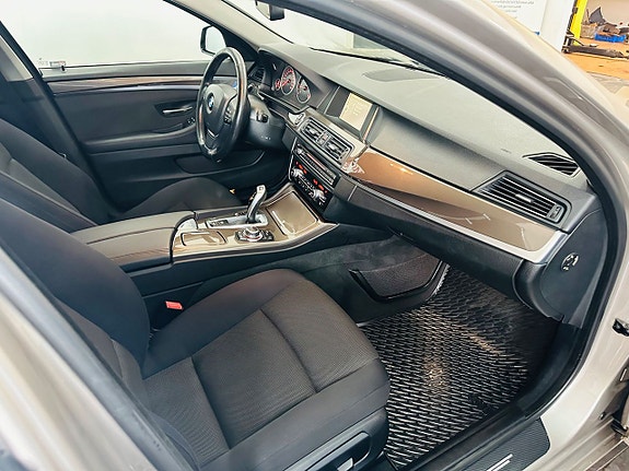 BMW 520 15 of 20