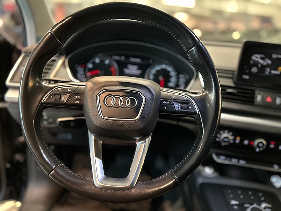 Audi Q5 11 of 19