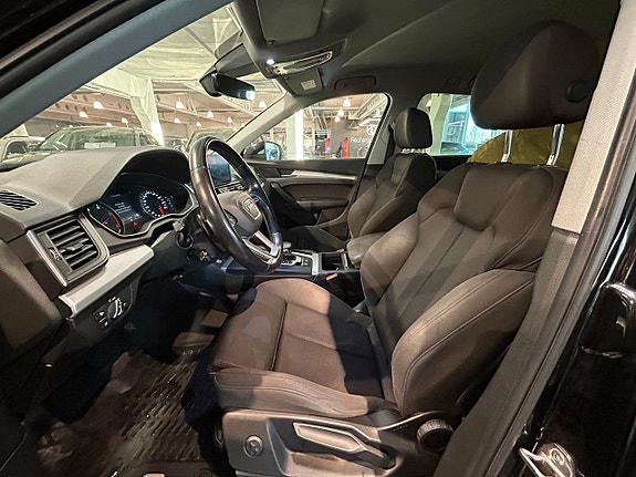 Audi Q5 9 of 19