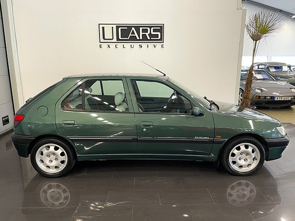 Peugeot 306 2 of 5