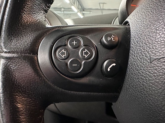 MINI Countryman Cooper D 19 of 26