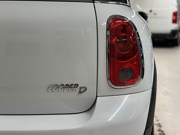 MINI Countryman Cooper D 8 of 26