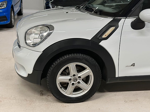 MINI Countryman Cooper D 4 of 5