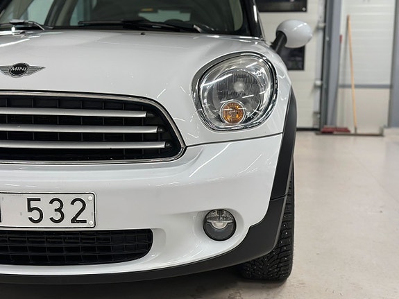 MINI Countryman Cooper D 25 of 26