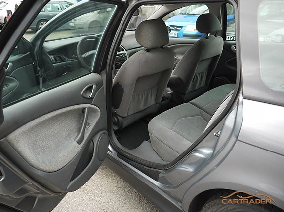 Citroen C5 12 of 19