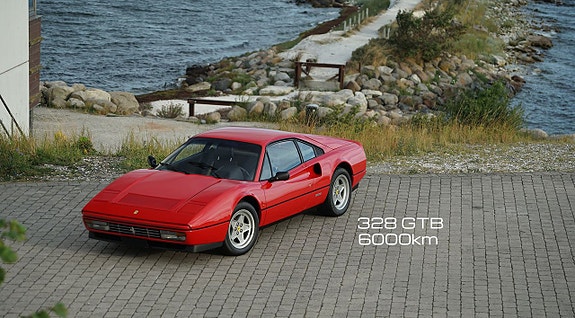 Ferrari 328 12 of 29