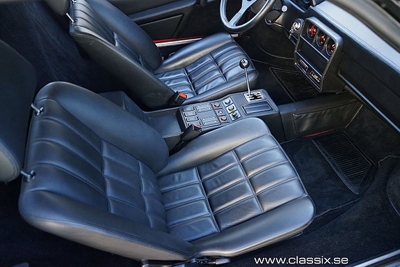 Ferrari 328 23 of 29