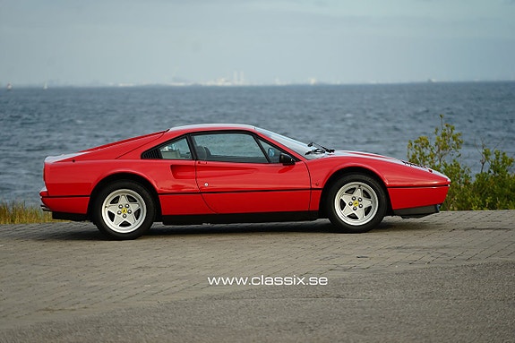 Ferrari 328 11 of 29