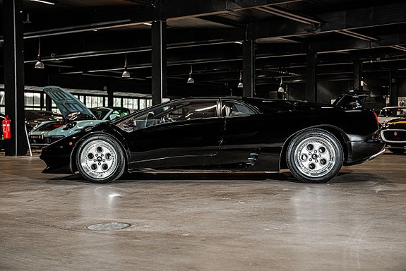 Lamborghini Diablo 6 of 30