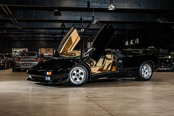 Lamborghini Diablo 4 of 30