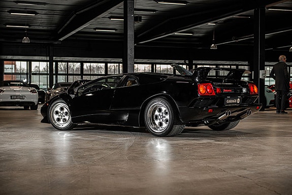 Lamborghini Diablo 7 of 30