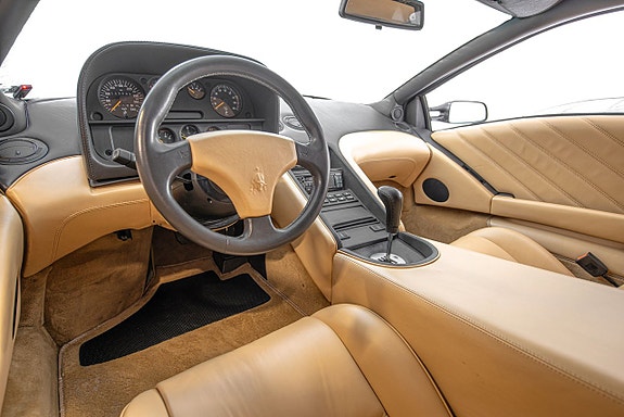 Lamborghini Diablo 12 of 30