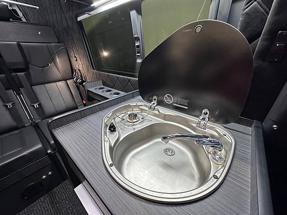 Mercedes-Benz Sprinter 319 8 of 25