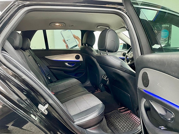 Mercedes-Benz E250 14 of 21