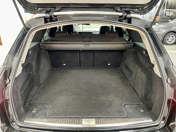 Mercedes-Benz E250 15 of 21