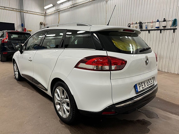 Renault Clio 2 of 5